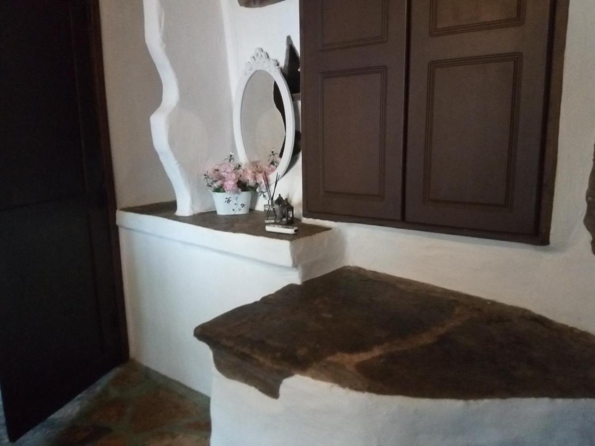 Monte Kechros Pension Arnados Buitenkant foto