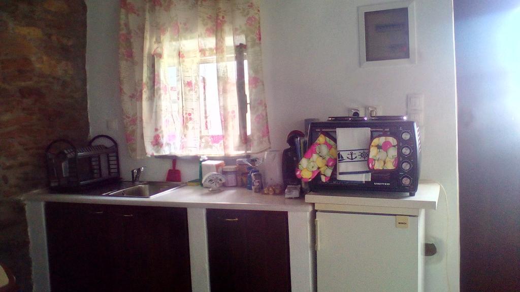 Monte Kechros Pension Arnados Buitenkant foto